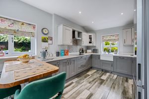 Kitchen- click for photo gallery